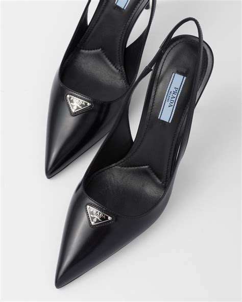 scarpe con il tacco prada|Décolleté slingback in pelle spazzolata Nero .